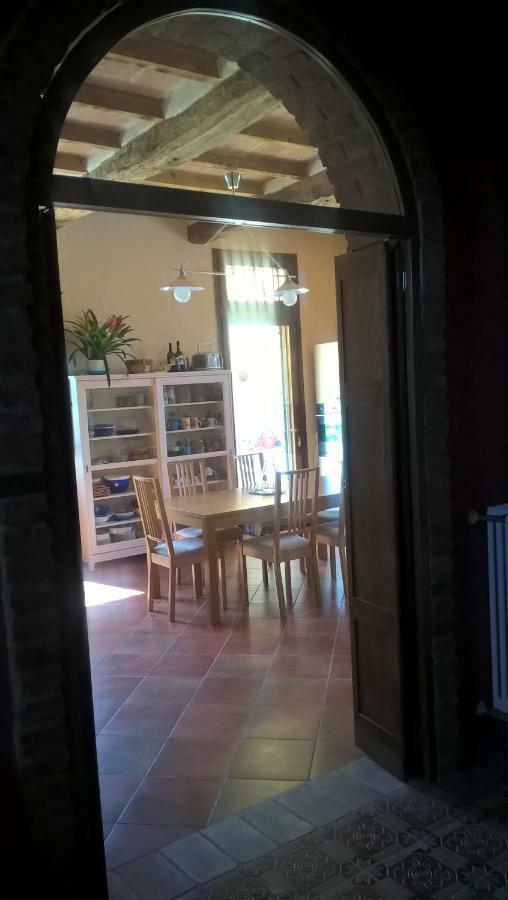L'Albero Della Gioia Bed & Breakfast Villanova sull'Arda Exterior photo