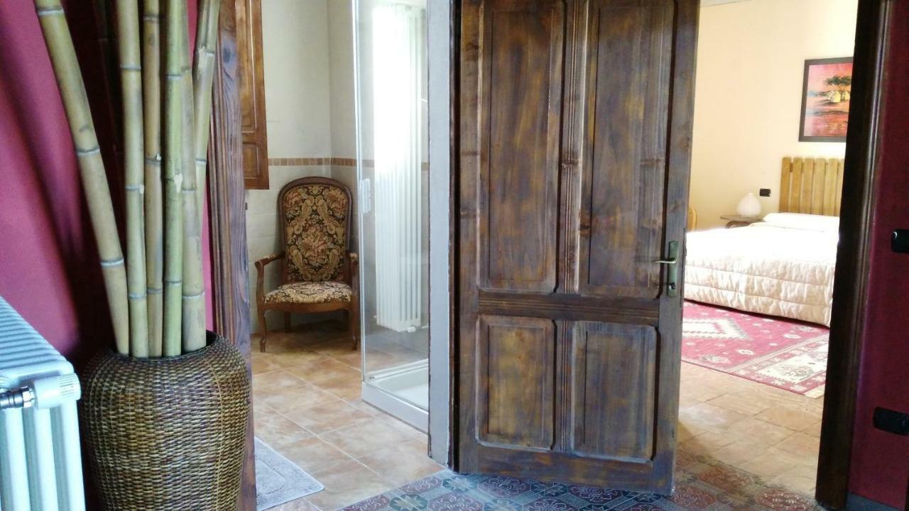 L'Albero Della Gioia Bed & Breakfast Villanova sull'Arda Exterior photo
